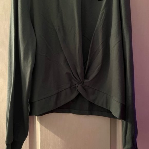 Vans Long Sleeve - Picture 4 of 5